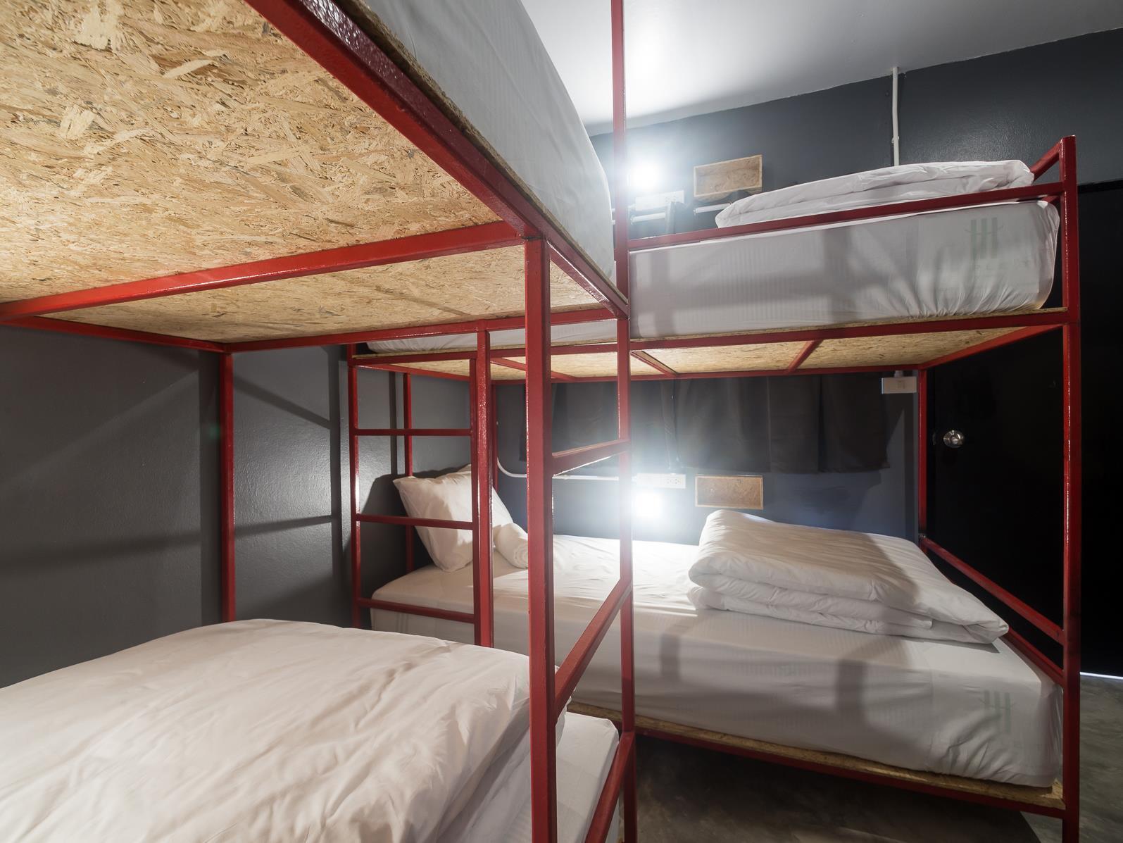 Bed Hostel Phuket Exterior foto